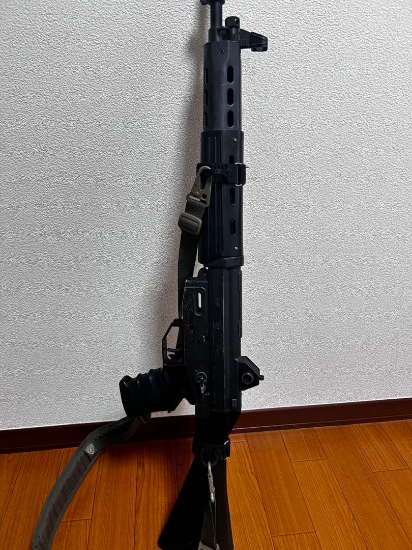 89式小銃用スリングアダプター（色比較用）