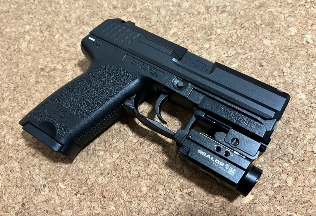 東京マルイ　USPコンパクト　ガスガン　オーライト　Olight