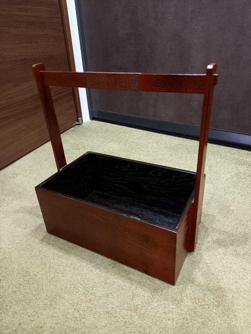 岡持　指物　漆塗り