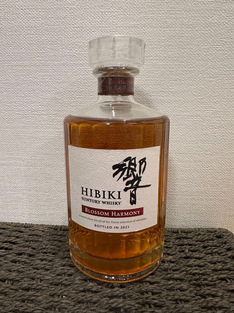サントリー 響 BLOSSOM HARMONY 2021 箱付き 700ml