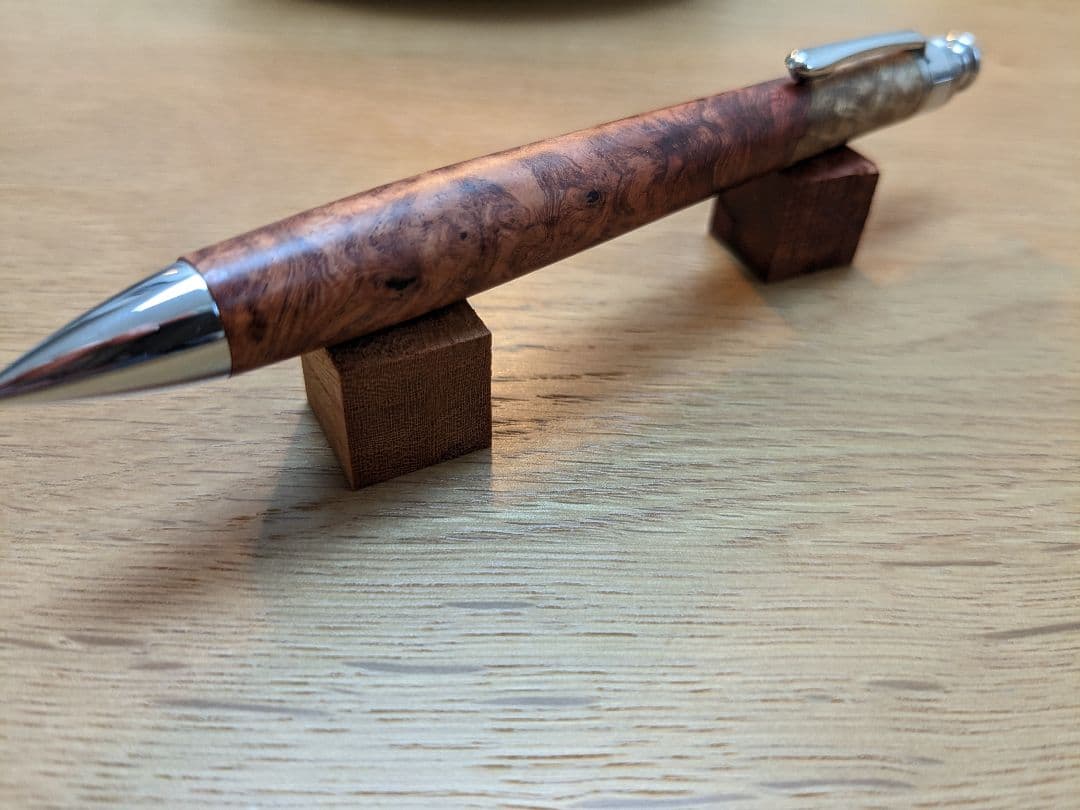 工房楔　本花梨瘤杢紅白　ペンシル楔　個展