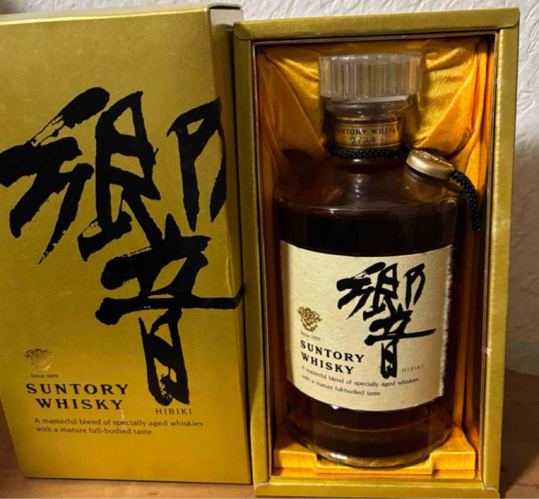 サントリー 響 700ml 24年熟成