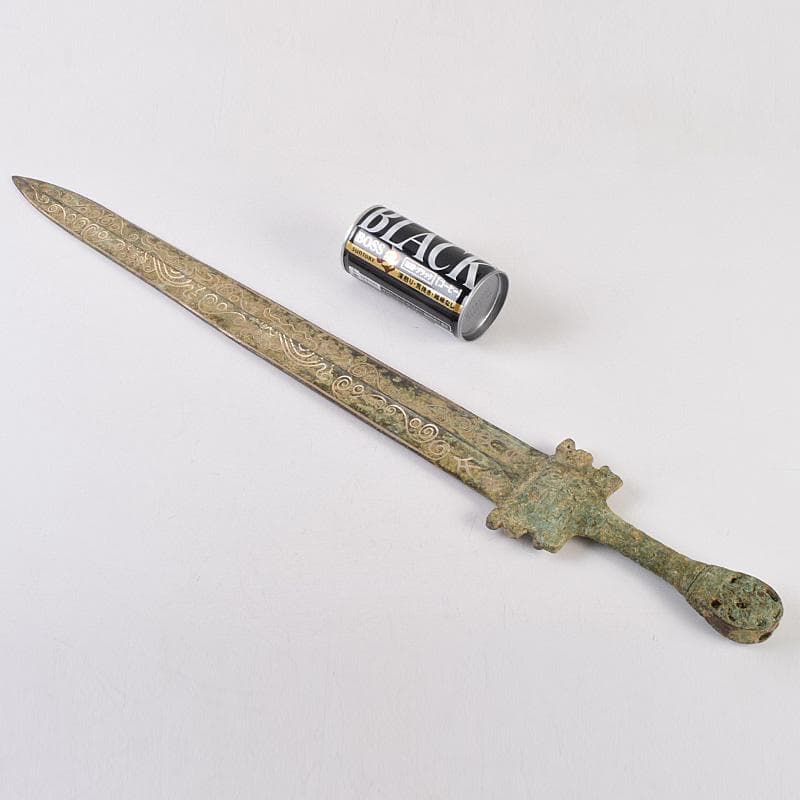 中国　古銅青銅　象嵌唐草文　銅剣　長さ約64.5㎝　M　9201