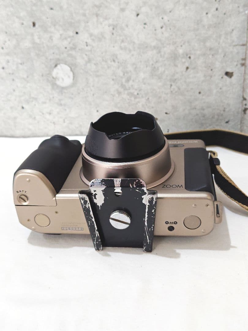 2060 FUJIFILM GA645zi　フィルムカメラ 最終‼️