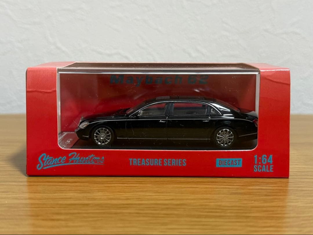 メルセデス マイバッハ 1/64 Mercedes Maybach62 ミニカー