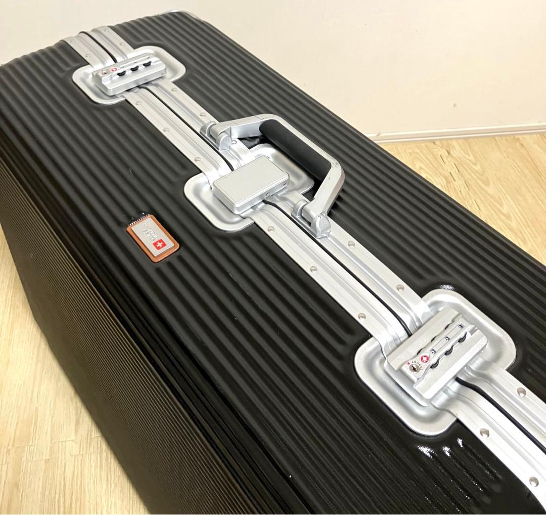 大容量105L TSAダブルロック 送料無料 スイスミリタリー プレミアム