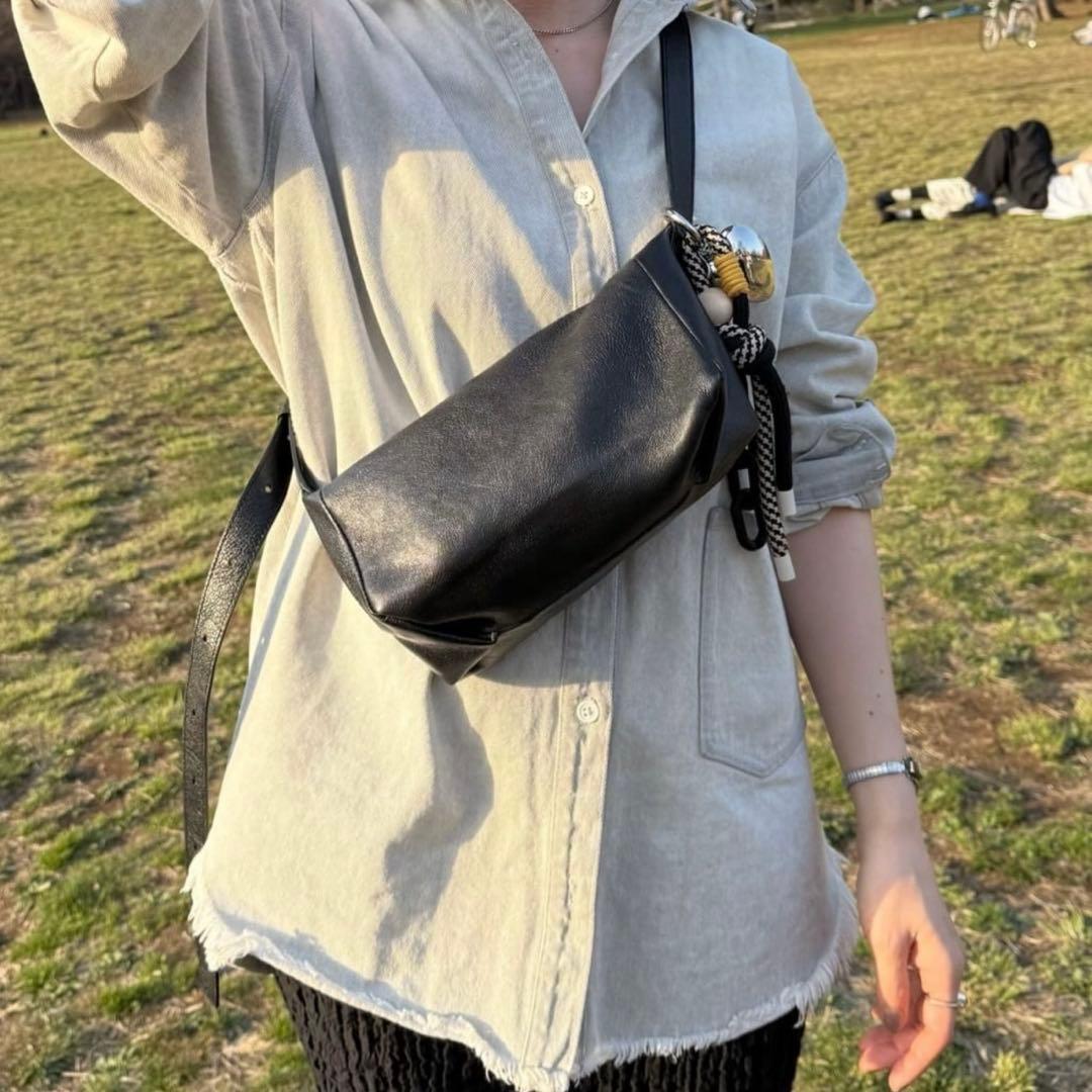 《本革/220g》ボックスショルダーバッグ