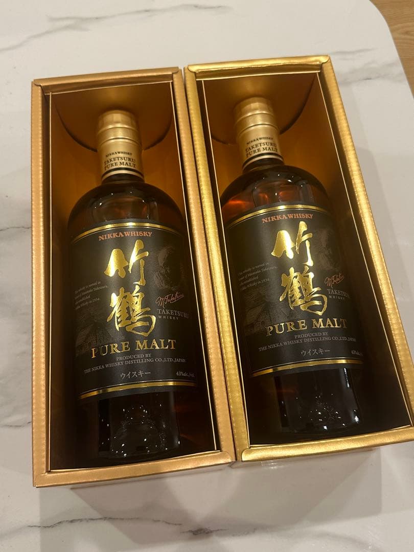 ニッカ 竹鶴ピュアモルト 旧ラベル（黒） ギフトセット 700ml 2点