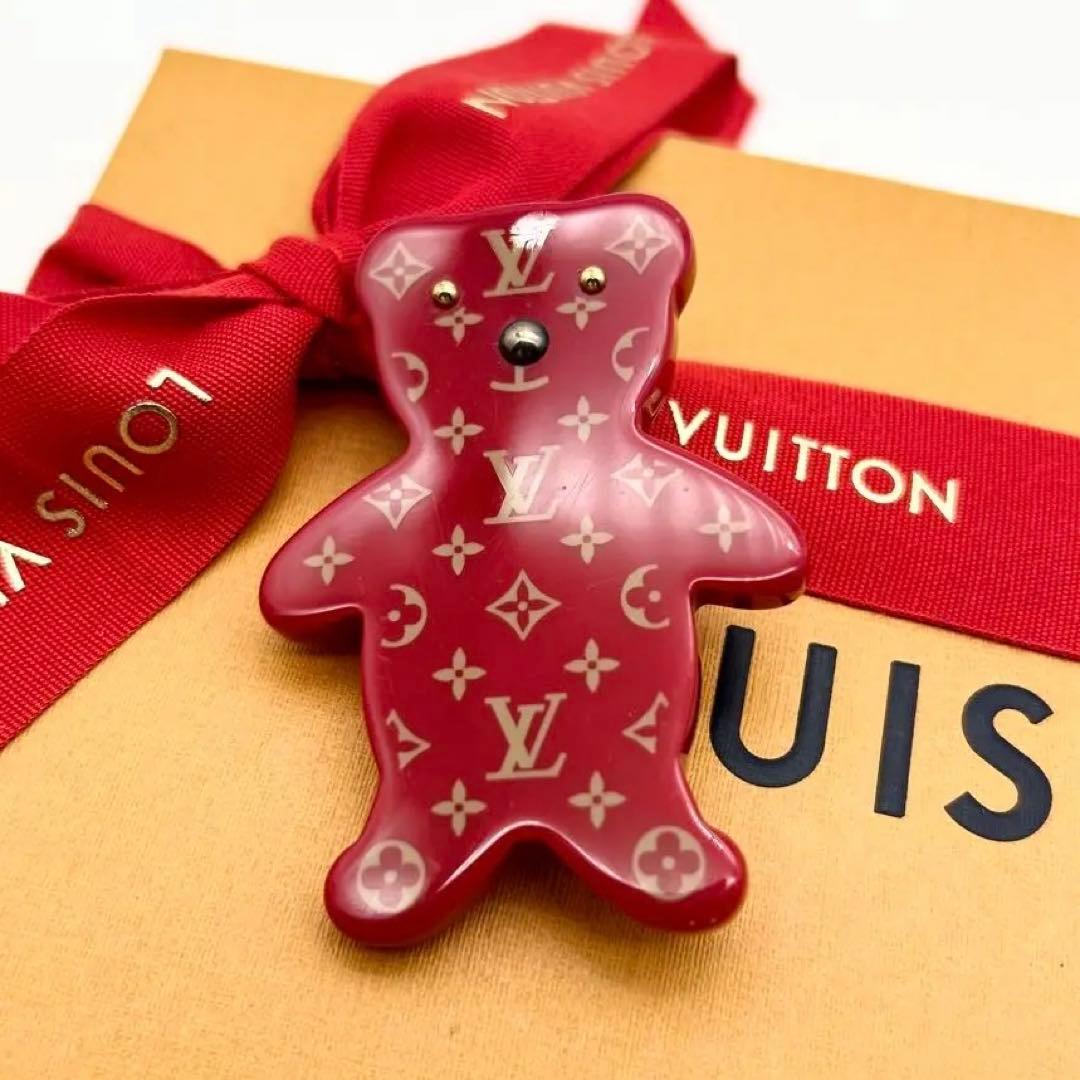 極美品　ルイヴィトン　くま　ベア　ブローチ　モノグラム