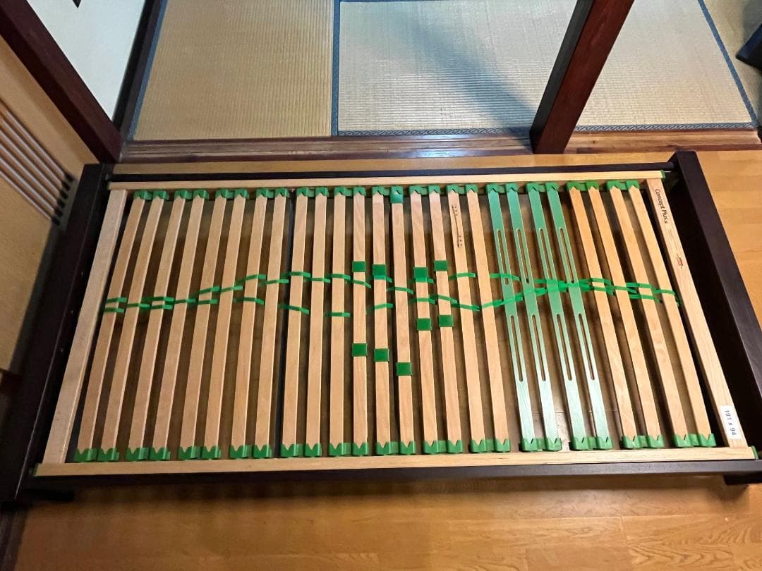 センベラ Concept Plus S ベッドフレーム ウッドスプリング