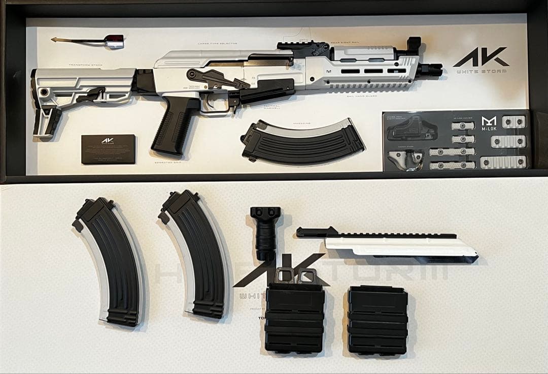 東京マルイ　次世代電動ガン　AKホワイトストーム
