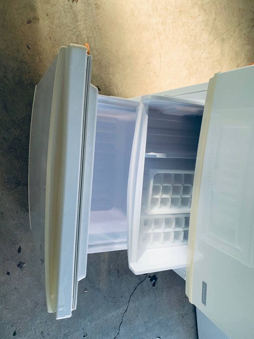 ♦SHARP ノンフロン冷凍冷蔵庫【2016年製】SJ-C14B-W