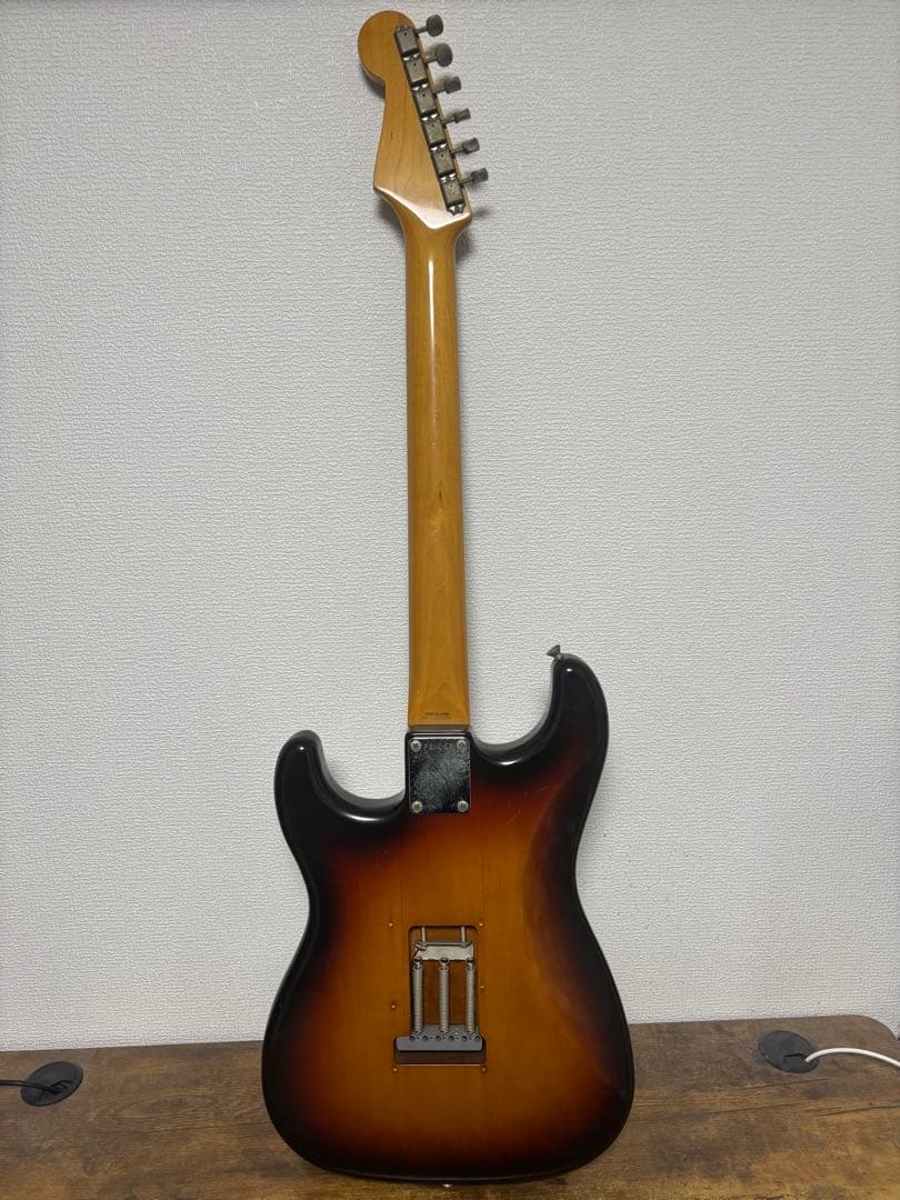 フェンダージャパン　ストラトキャスター　Iシリアル　サンバースト