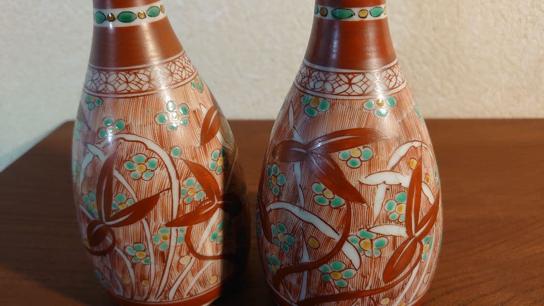 九谷焼 九谷 古九谷　飯田屋　宮本屋窯　赤絵　華草の図　江戸期　2客