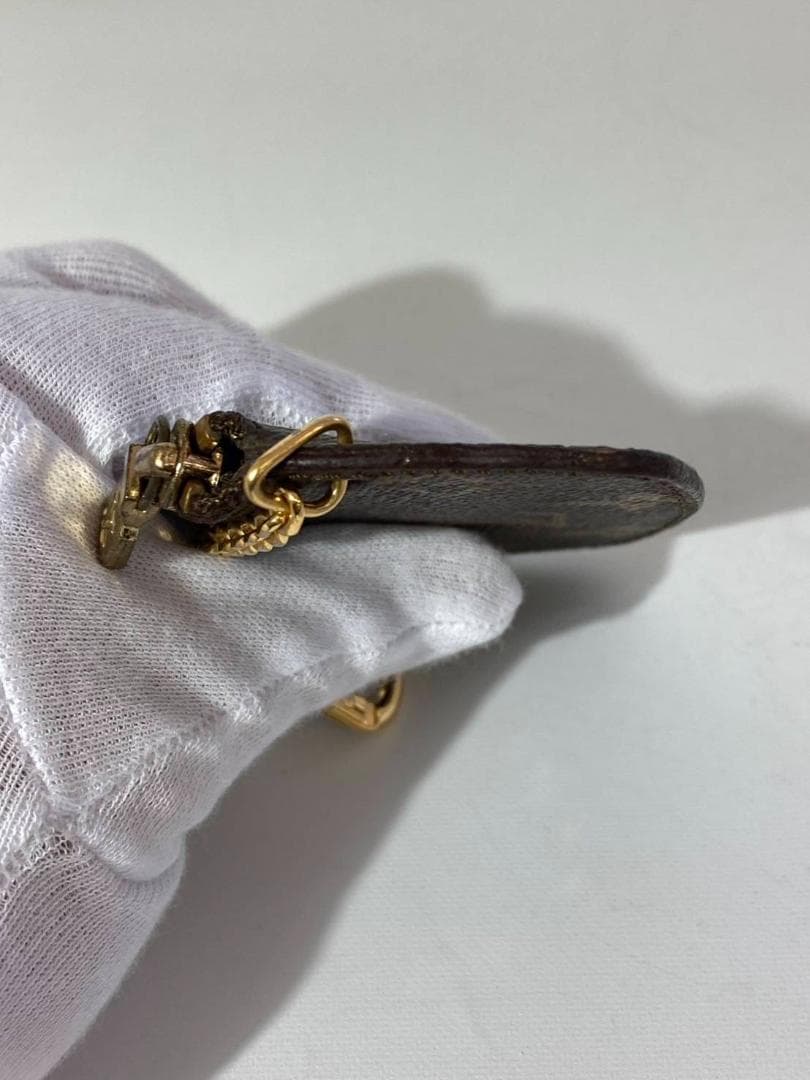 ルイヴィトン ケース エテュイクレピア M0818a