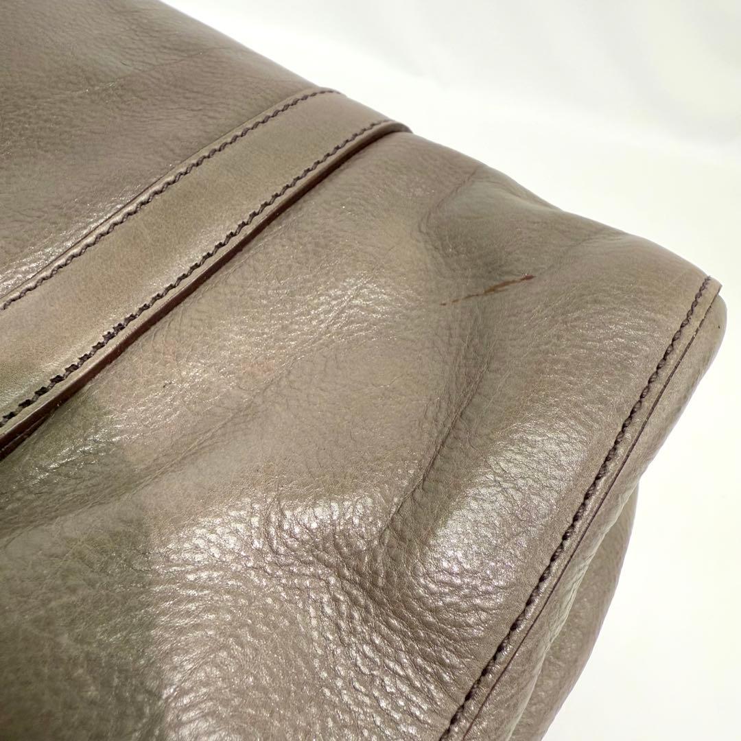 ✨PRADA レザー トートバッグ✨