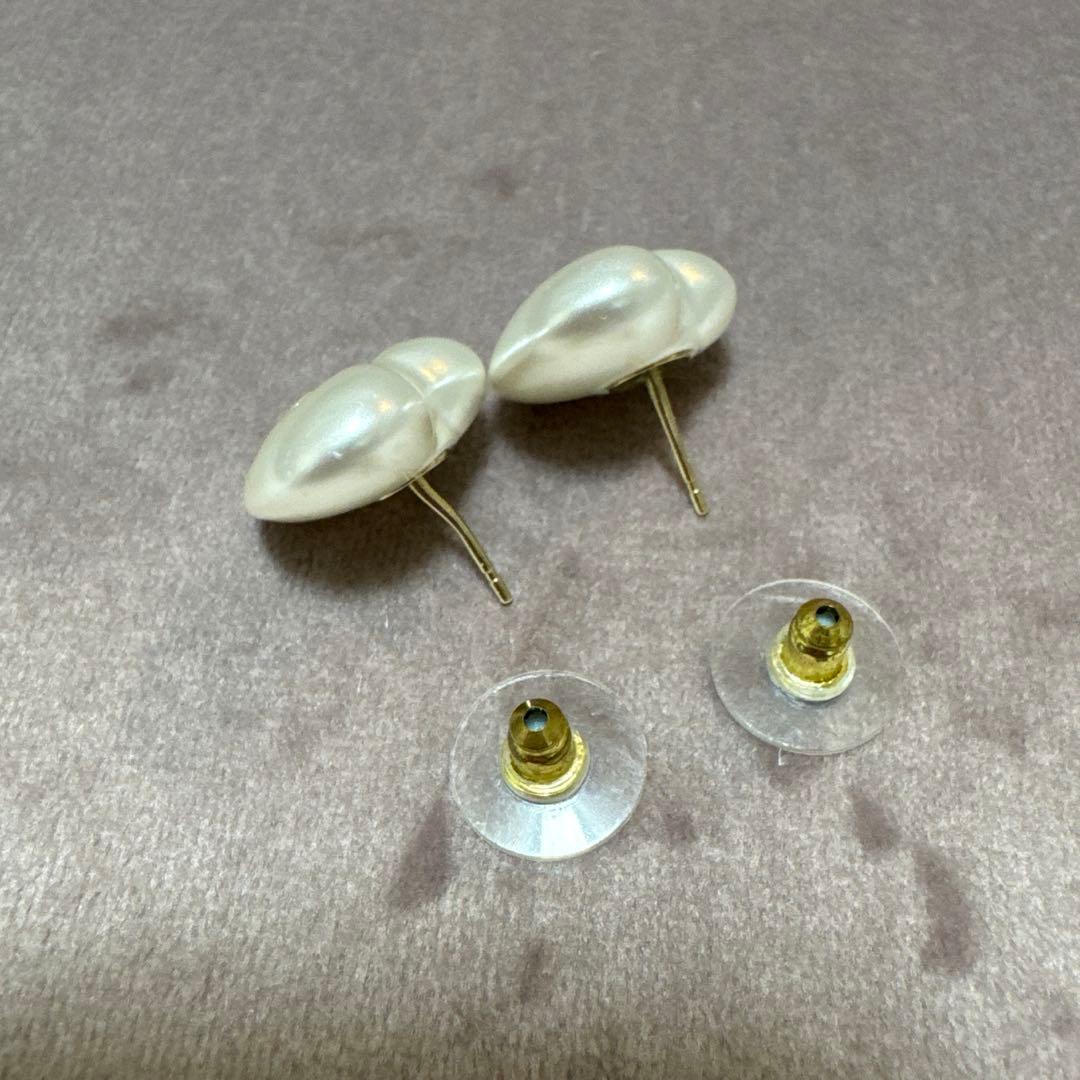 CHANEL パール　ハート　ピアス