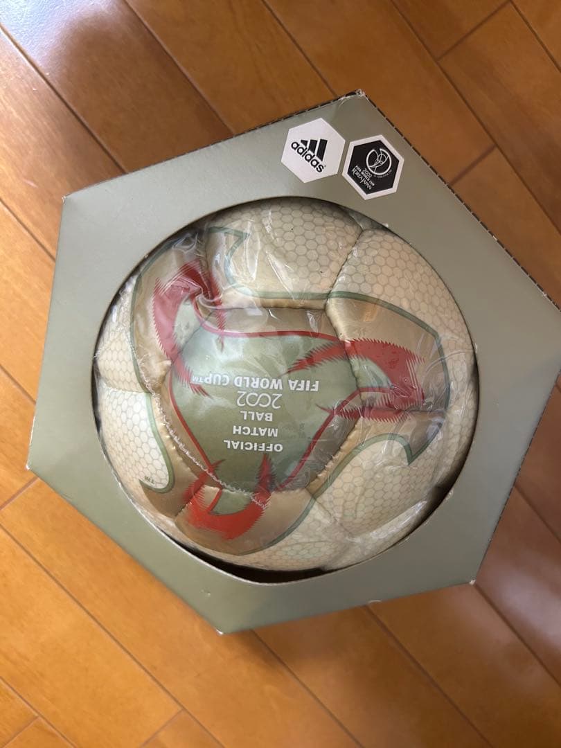 新品未使用　FIFAワールドカップ2002公式試合用ボール Fevernova