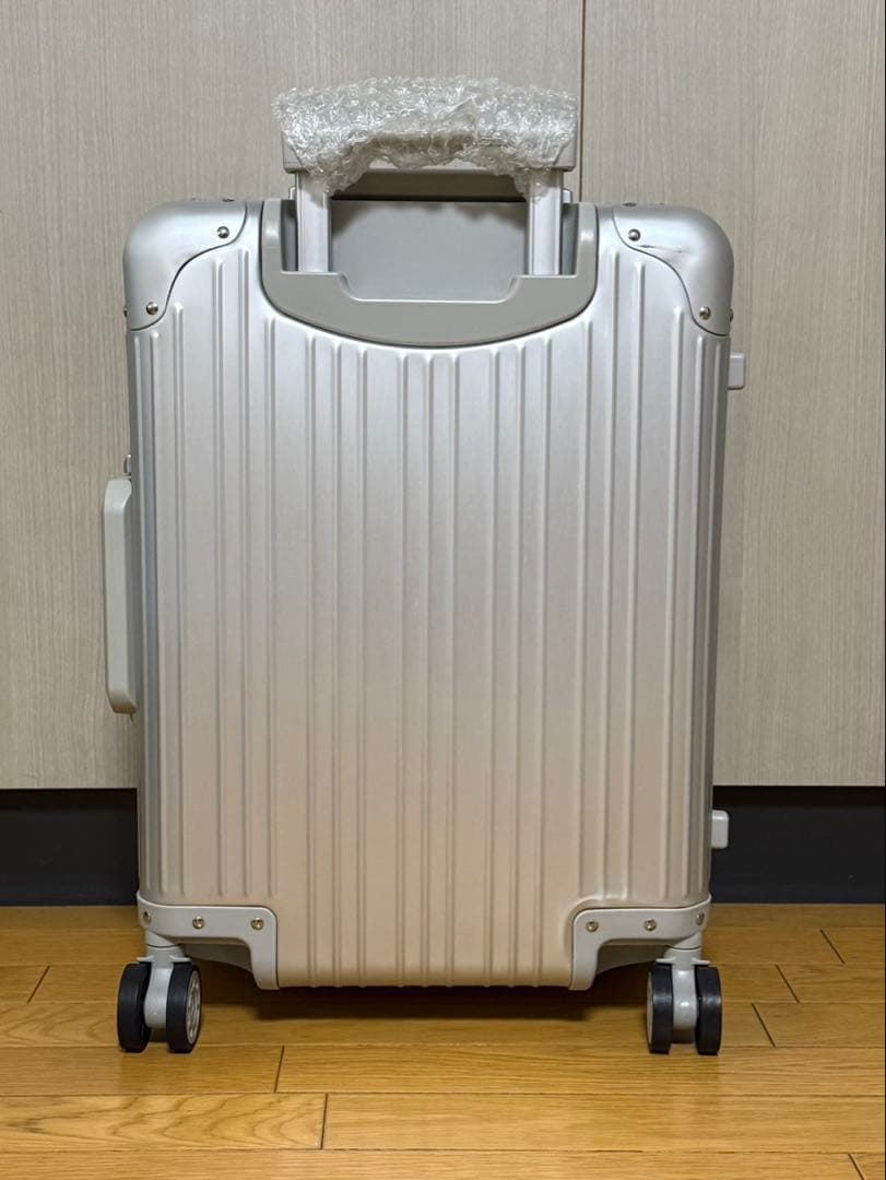 メルセデスベンツ アルミスーツケース シルバー キャリーケース