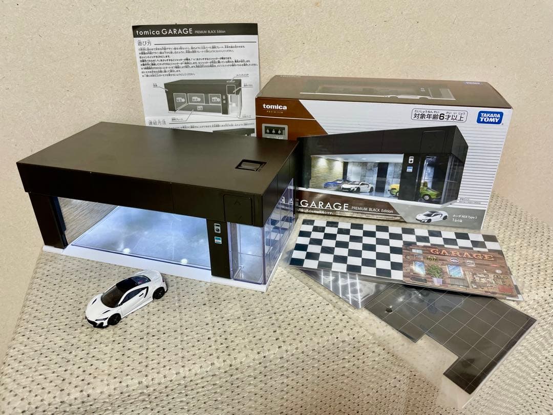 【開封済・NSX付き】トミカガレージPREMIUM BLACK Edition