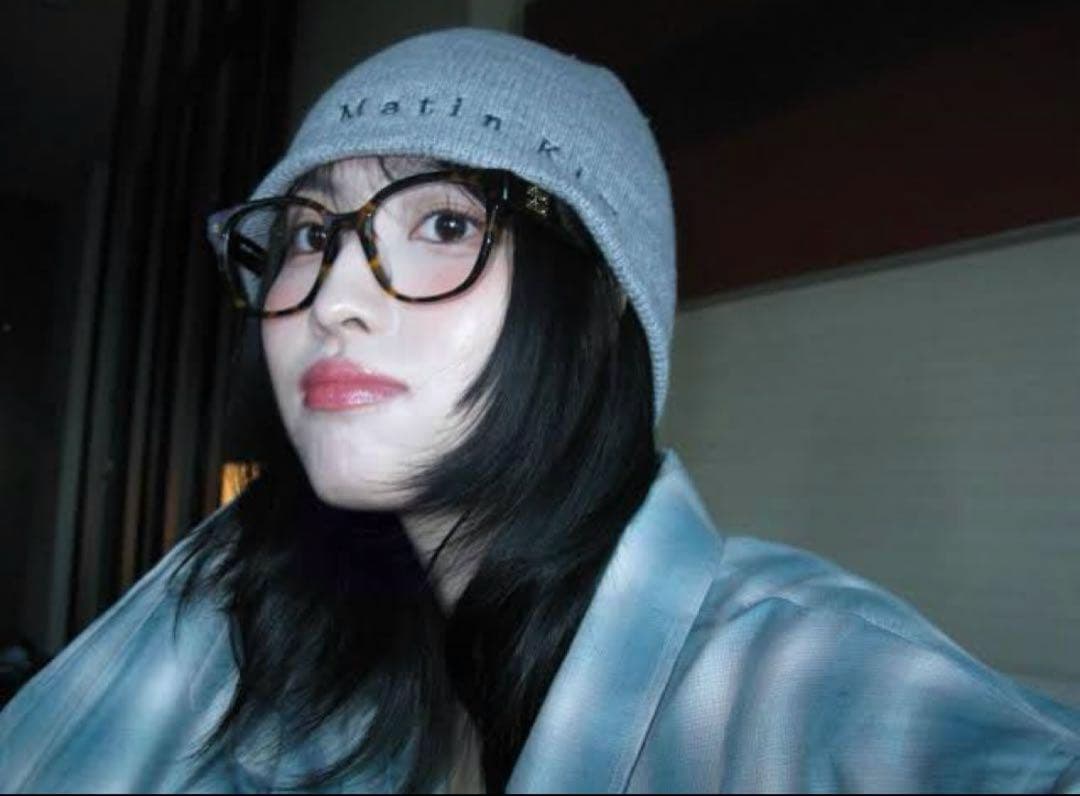 ま*。様 Matin Kim グレー ニット帽 momo着用