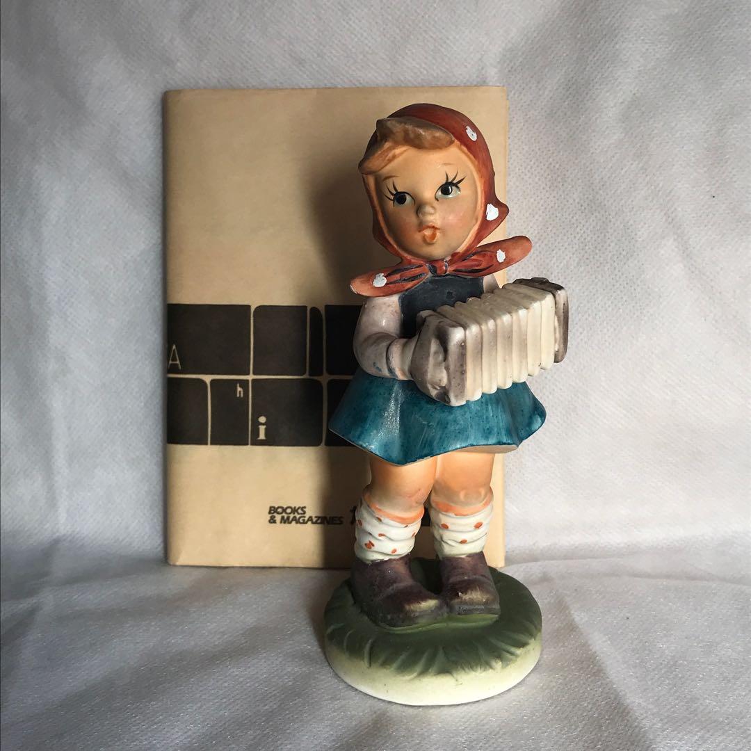 絶版★美品★ゲーベル★フンメル人形★アコーディオンを弾く少女★ビンテージ★送料無