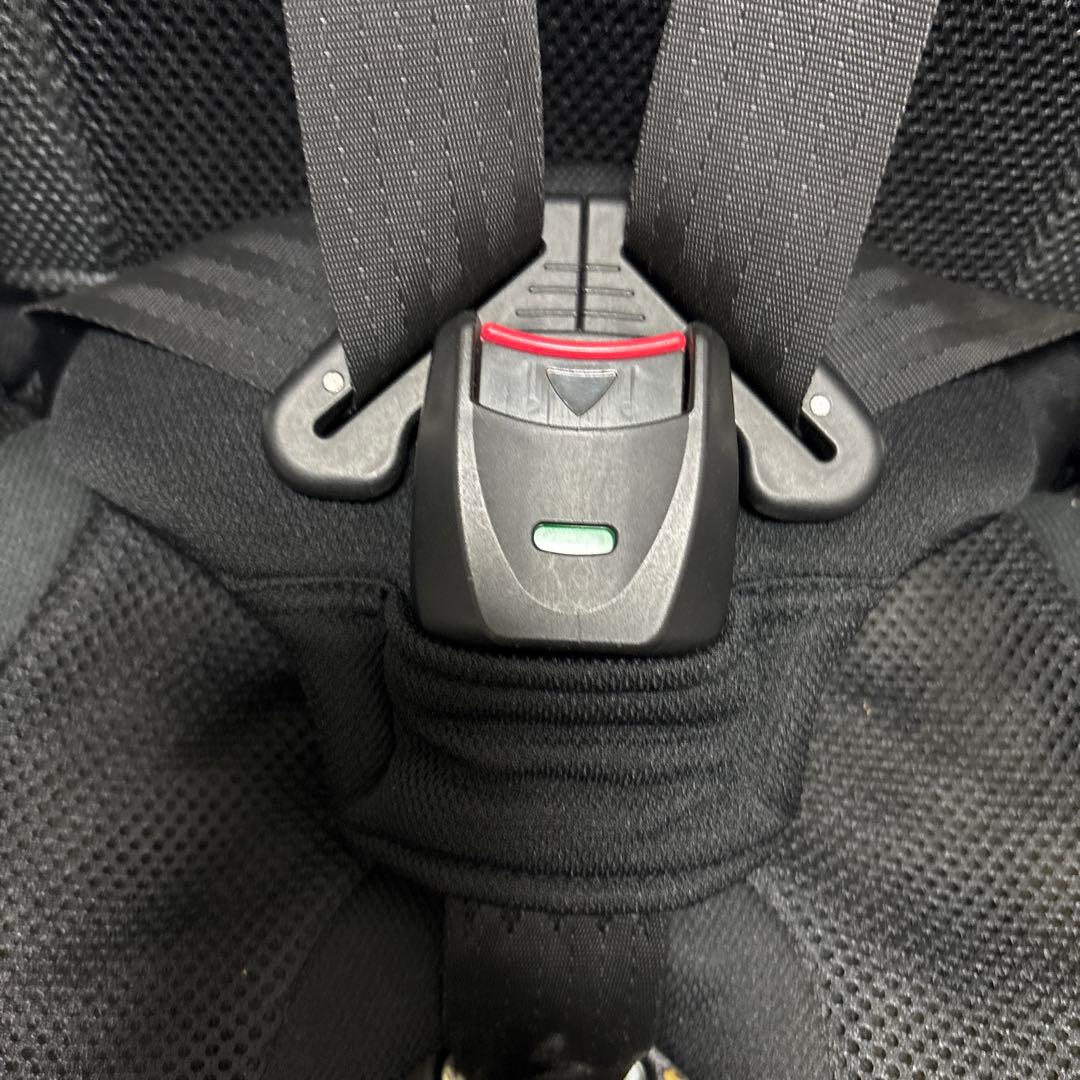 h*9様 Combi ジョイトリップ エアスルー GG ブラック　チャイルドシー