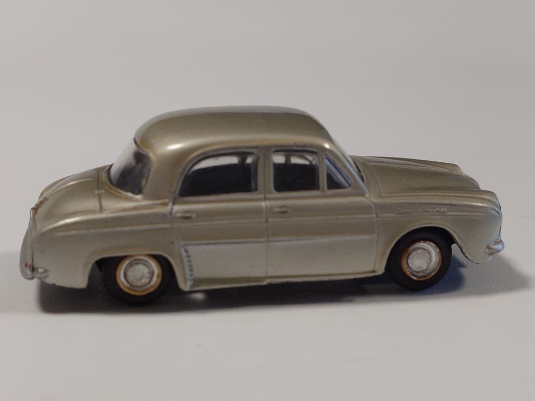 ミニカー BUBY art.1011 RENAULT DAUPHINE