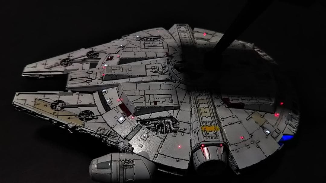 ミレニアムファルコン 角アンテナ仕様　 電飾改修 塗装済 完成品 1/350