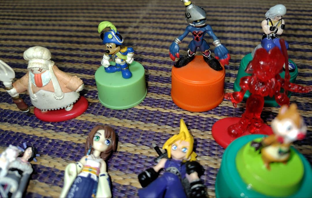 日本語対応　ファイナルファンタジー　ピクセルリマスター＋おまけフィギュア