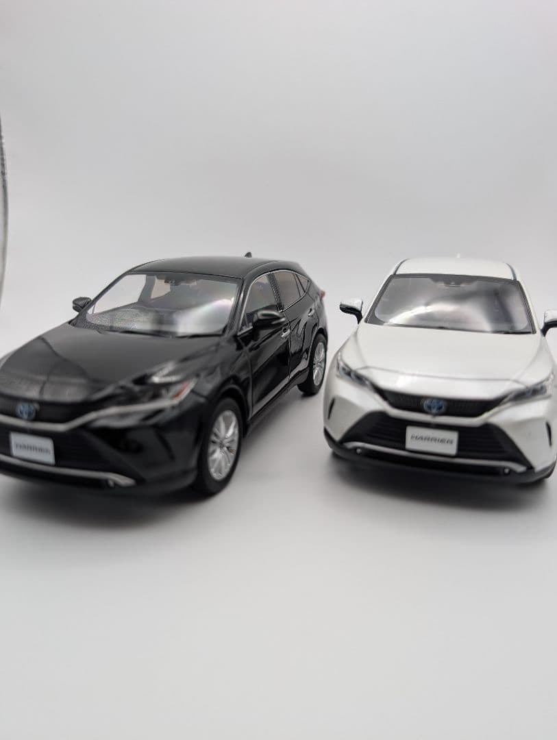 【非売品】80系HARRIER カラーサンプル ミニカー２台