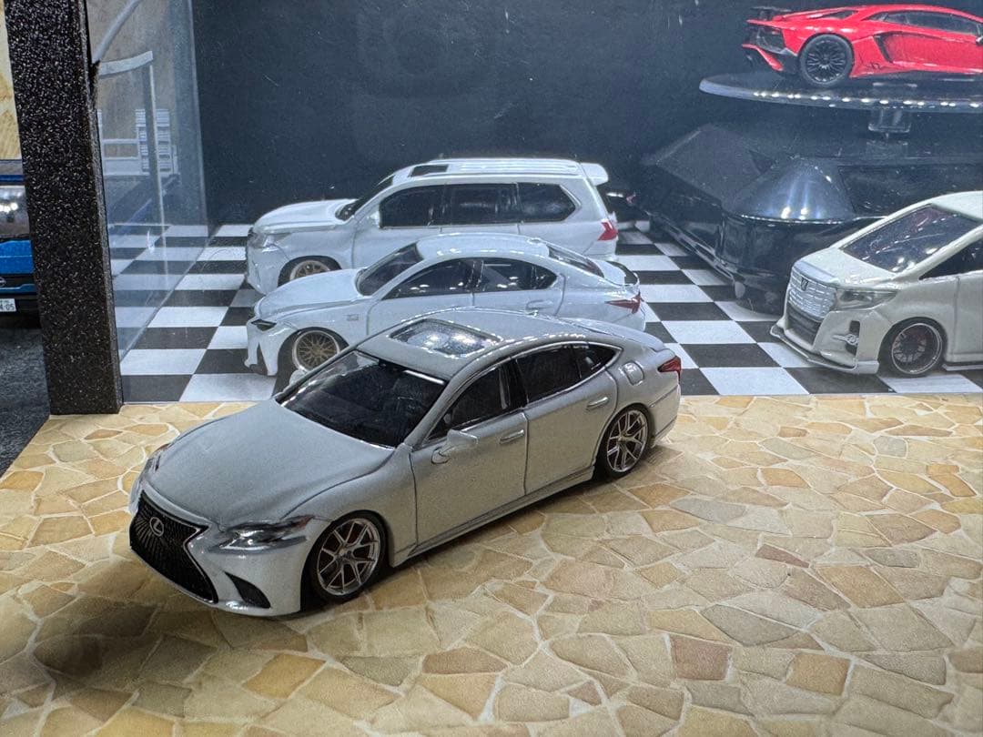 1/64改造ミニカー LS500