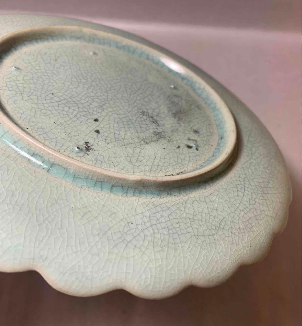 中国 花の形の皿 u6230912