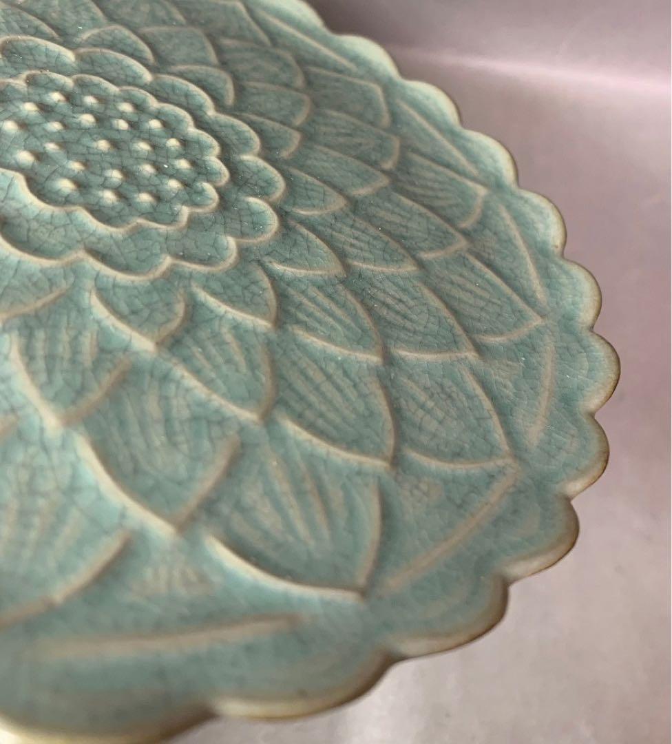 中国 花の形の皿 u6230912