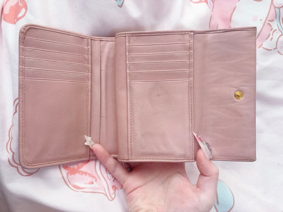 ♡ miumiu マテラッセ ピンク 三つ折り財布 ♡