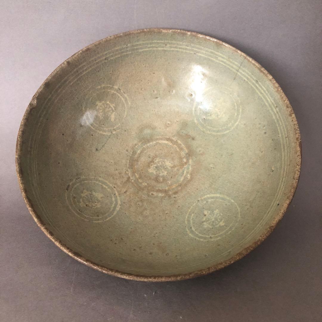 高麗青磁？の鉢