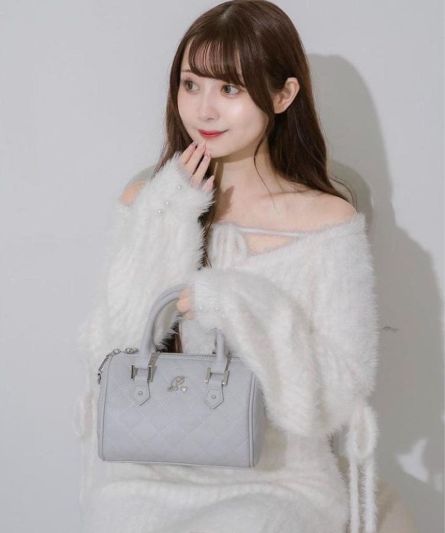 pium ハートポーチ付きキルティングボストンバッグ