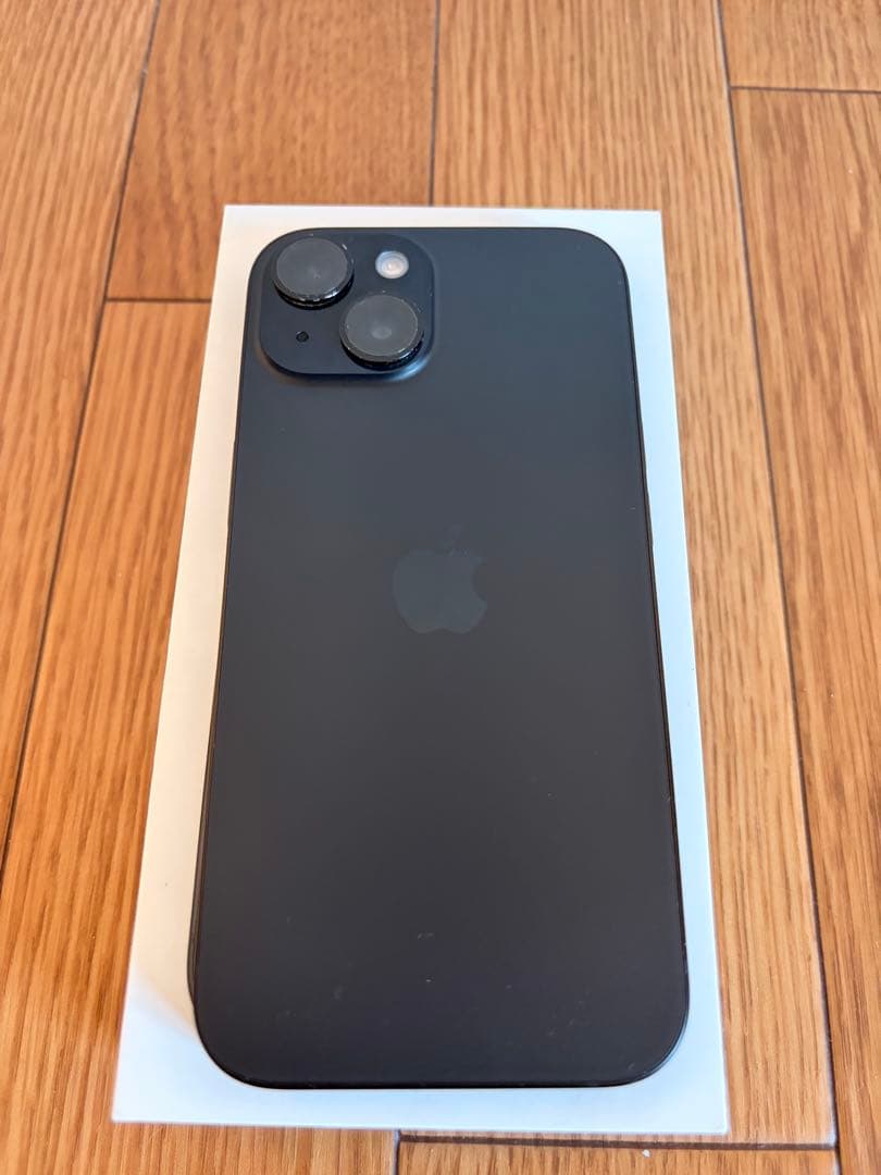 iPhone 15 128GB ブラック SIMフリー