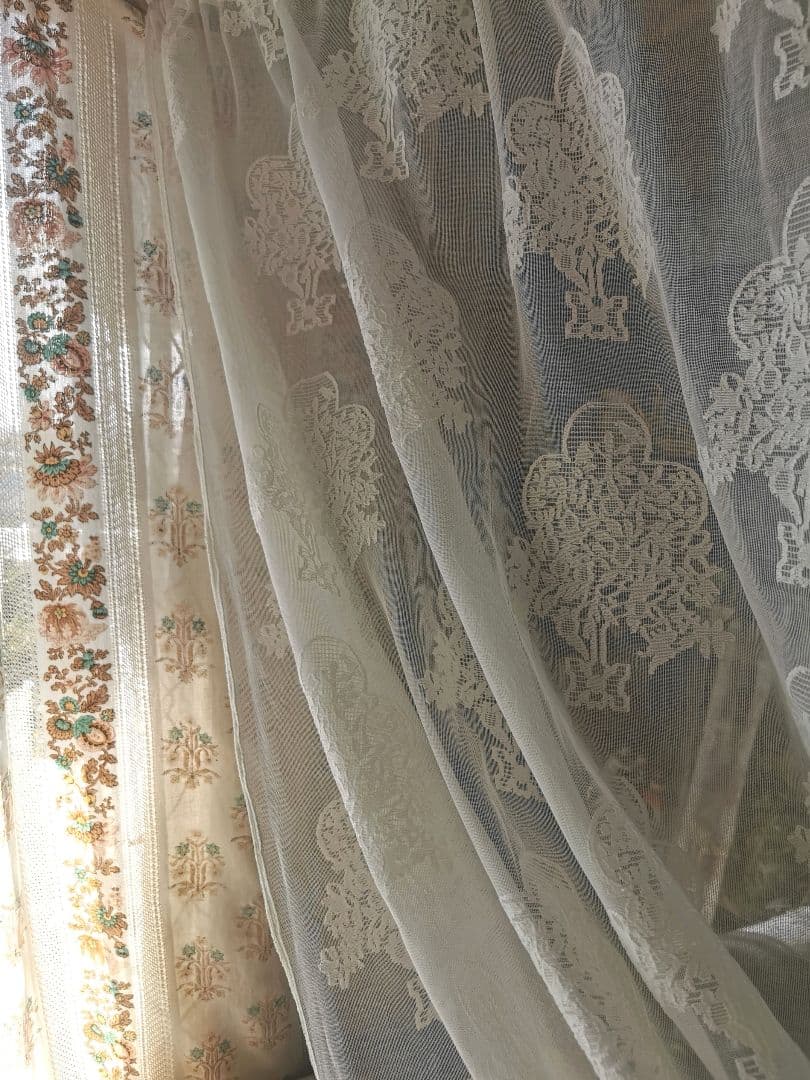 アンティーク 英国 マドラスレース 生命の樹と鳥 ノッティンガムカーテンパネル