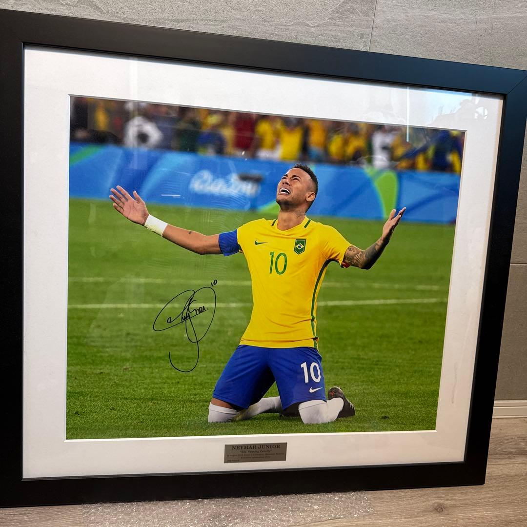 【証明書付】ネイマール　直筆サイン入りポスター