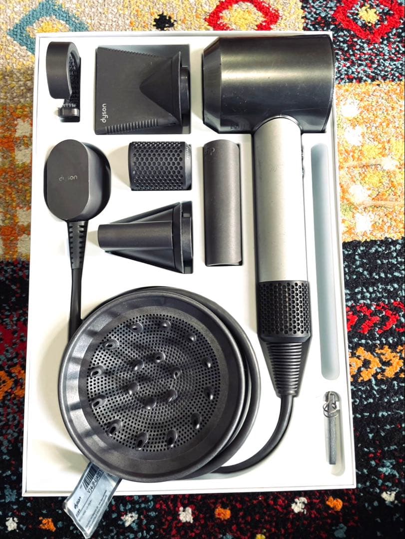 Dyson ダイソン ヘアードライヤー プロ専用、サロン向け　国内正規品動作良好