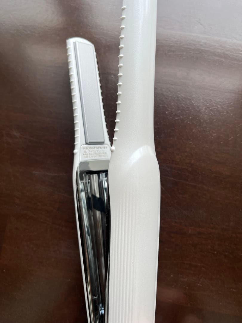 ReFa ビューテックフィンガーアイロン　ホワイト