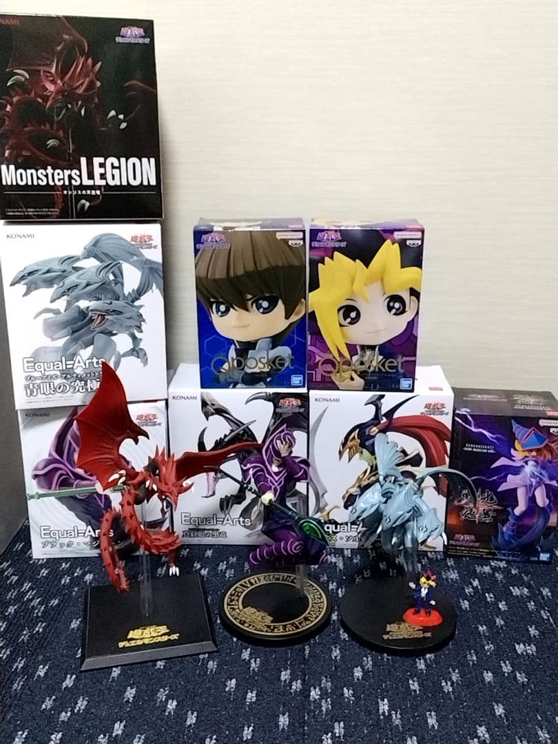 遊戯王　フィギュア　８体セット