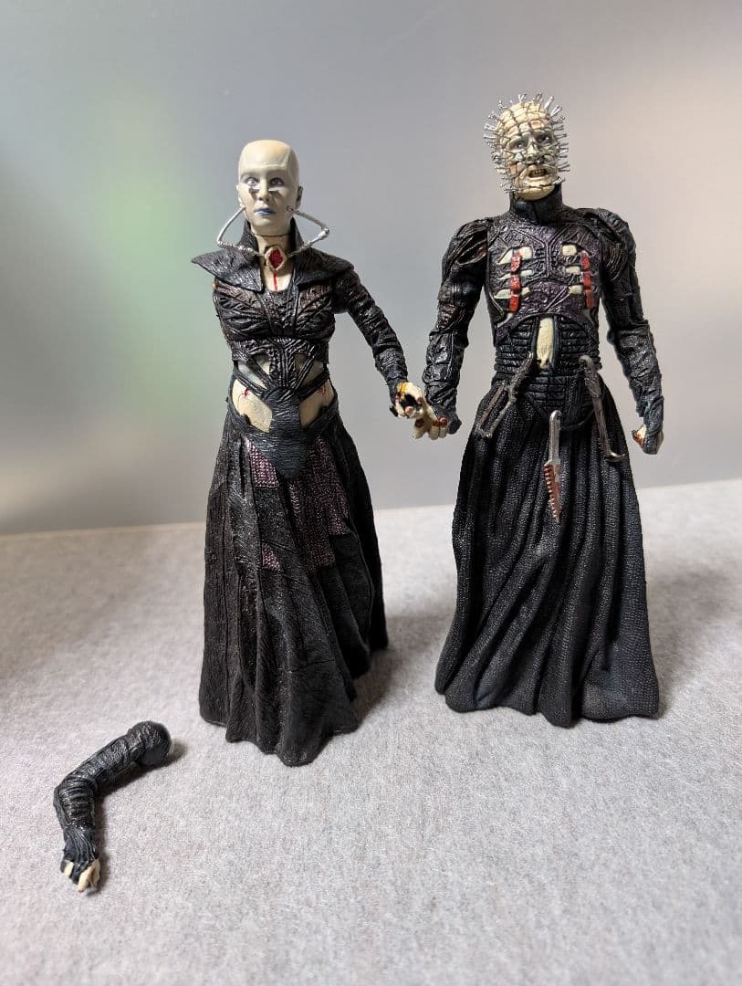 NECAヘルレイザー　ジャンク　フィメールとピンヘッド フィギュアセット