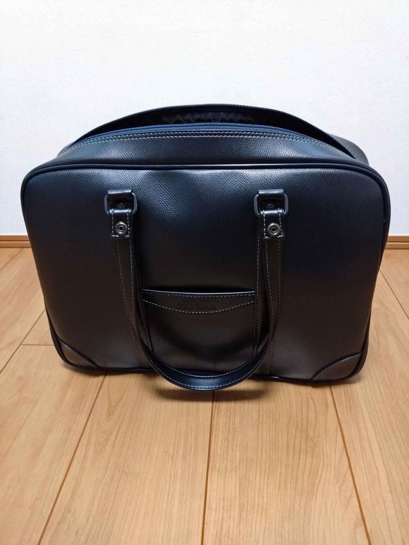 国府台女子学院　スクールバッグ