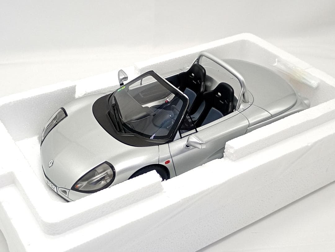 OTTO 1/18 ルノー スパイダー 1999 (シルバー)