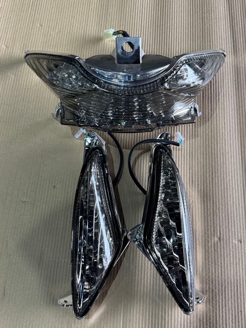 アドレスV125S CF4MA スモークLEDウインカーテールセット