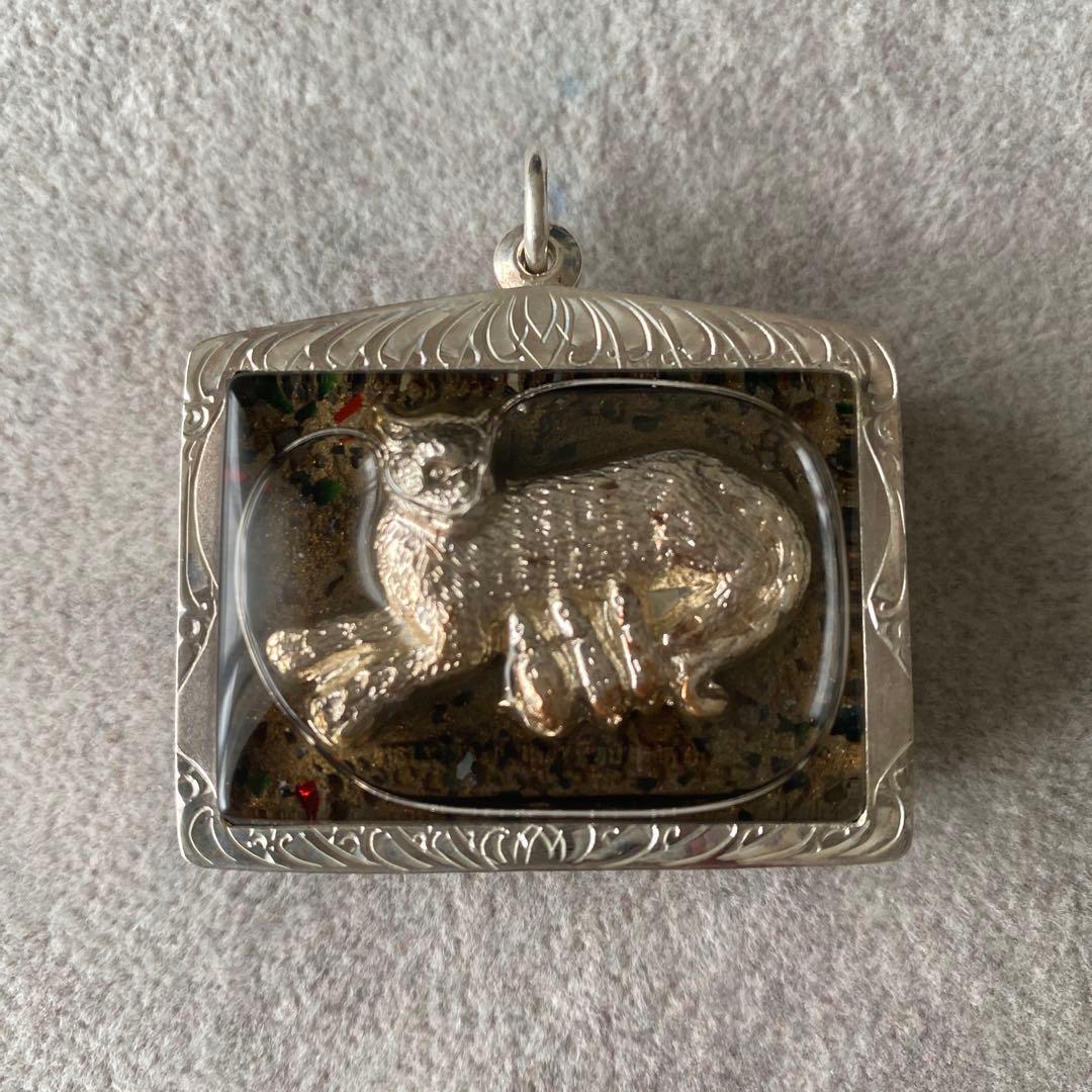 プラクルアン 猫のミルク ヌードーノムメーウ 銀枠 超レア品 愛 恋愛 御守り