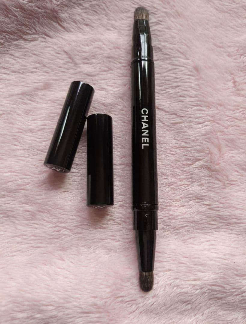 CHANEL シャネル　パンソーデュオ コントゥールブラシ1本　アイシャドウ