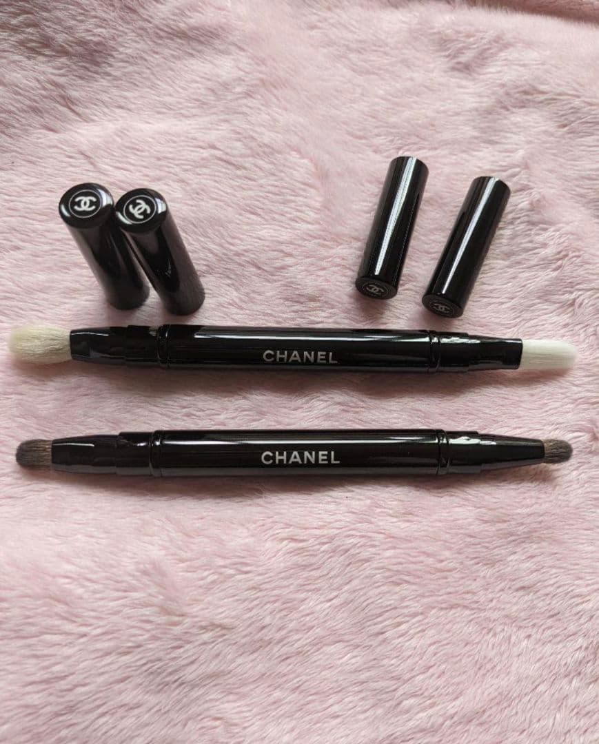CHANEL シャネル　パンソーデュオ コントゥールブラシ1本　アイシャドウ